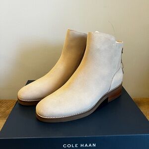 Cole Haan Ramona Waterproof Suede Ankle Boots Women’s Size‎ 9 Light Sesame